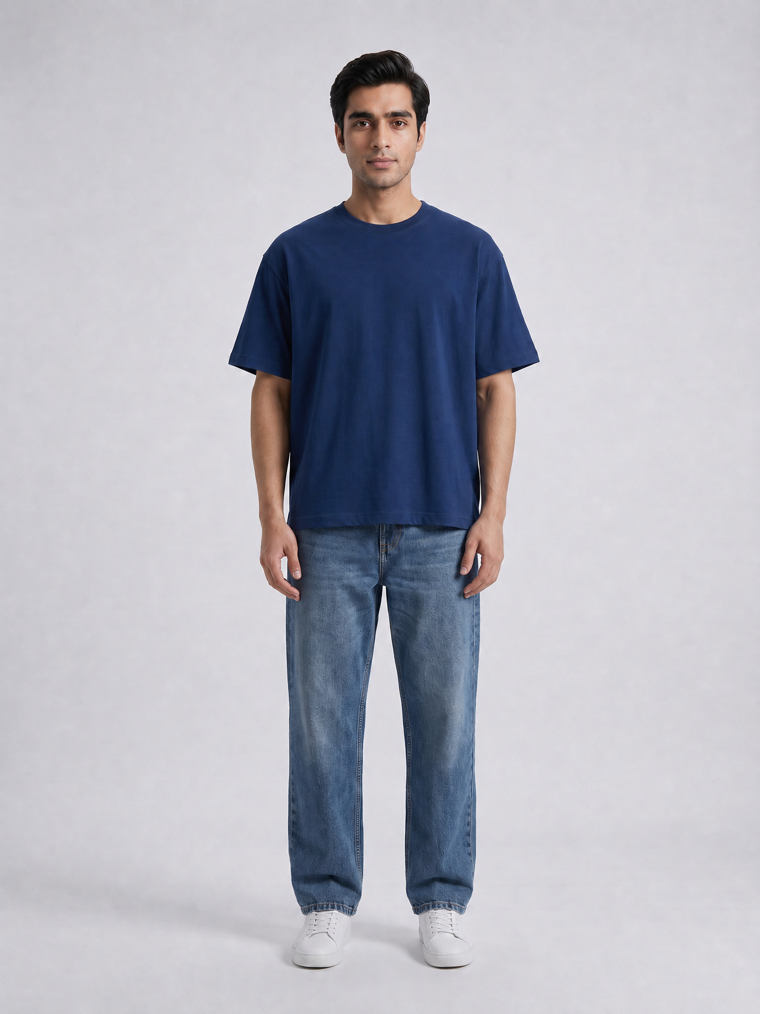 Navy Essential T-shirt